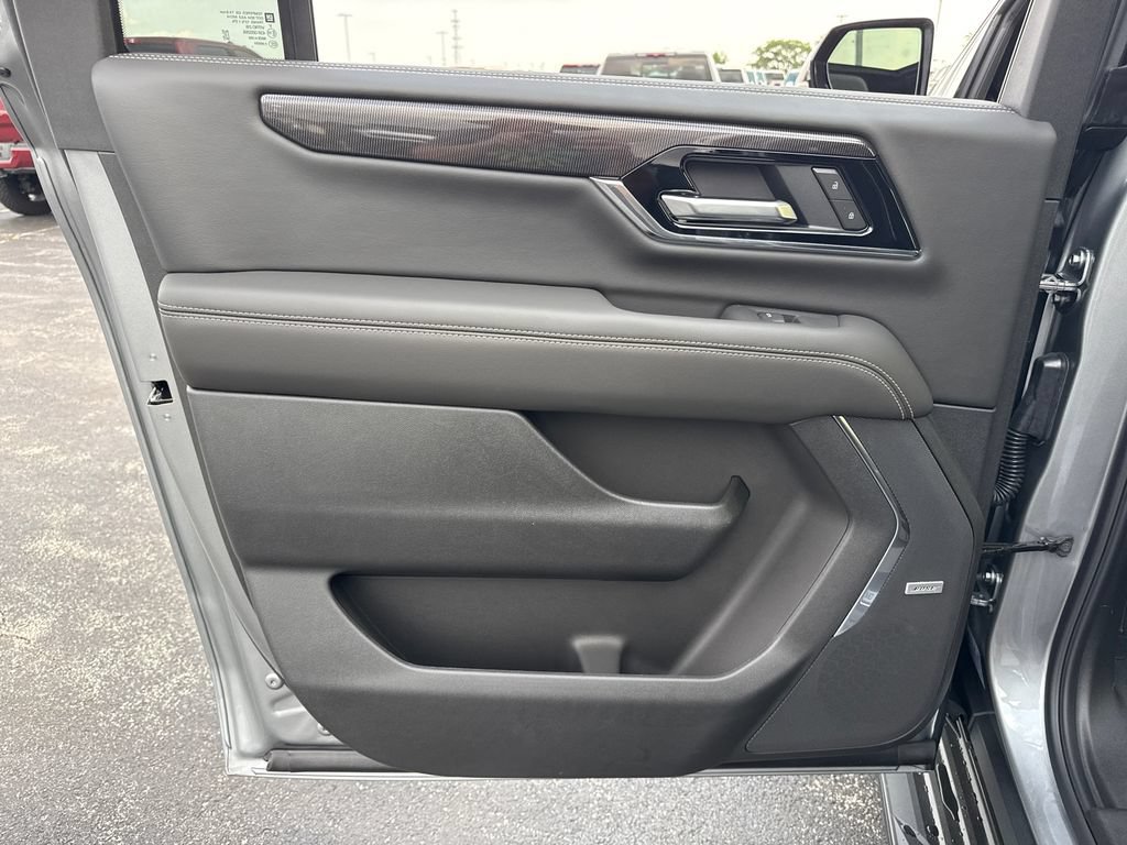 New 2026 GMC Yukon XL Elevation w/ Elevation Premium Package AWD/4WD image 30