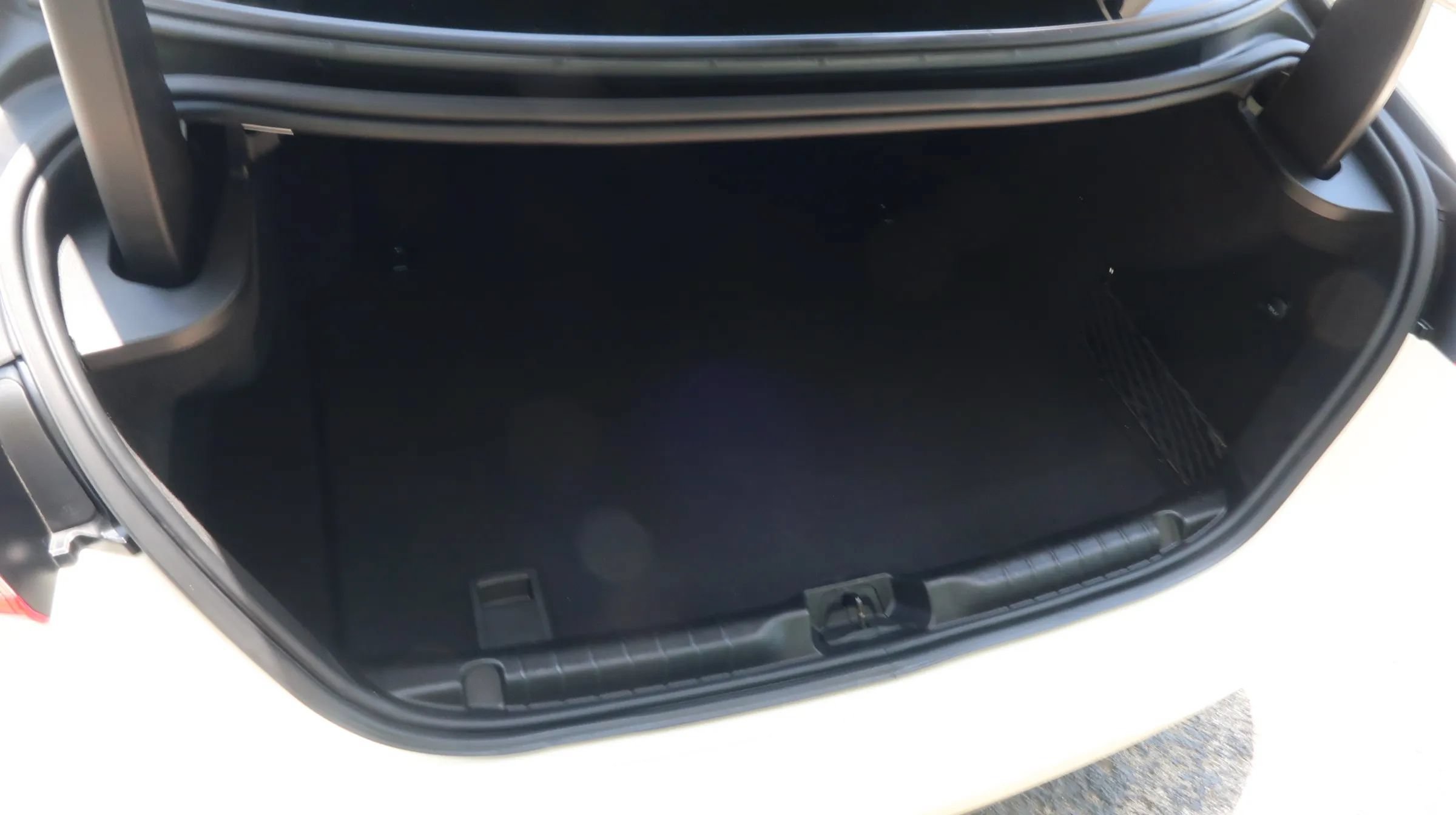 Used 2020 Maserati Ghibli RWD image 21