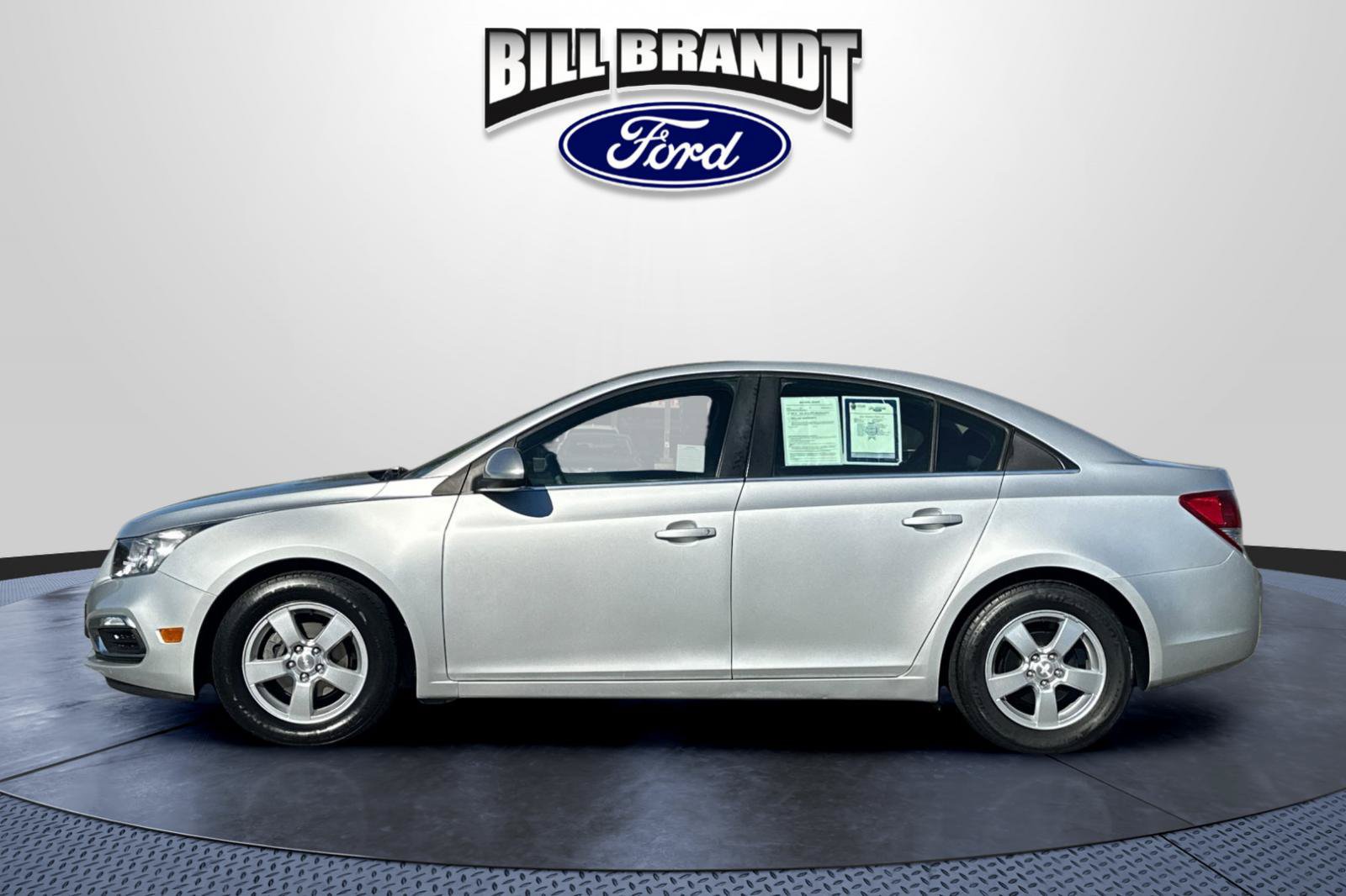 Used 2015 Chevrolet Cruze LT FWD image 6