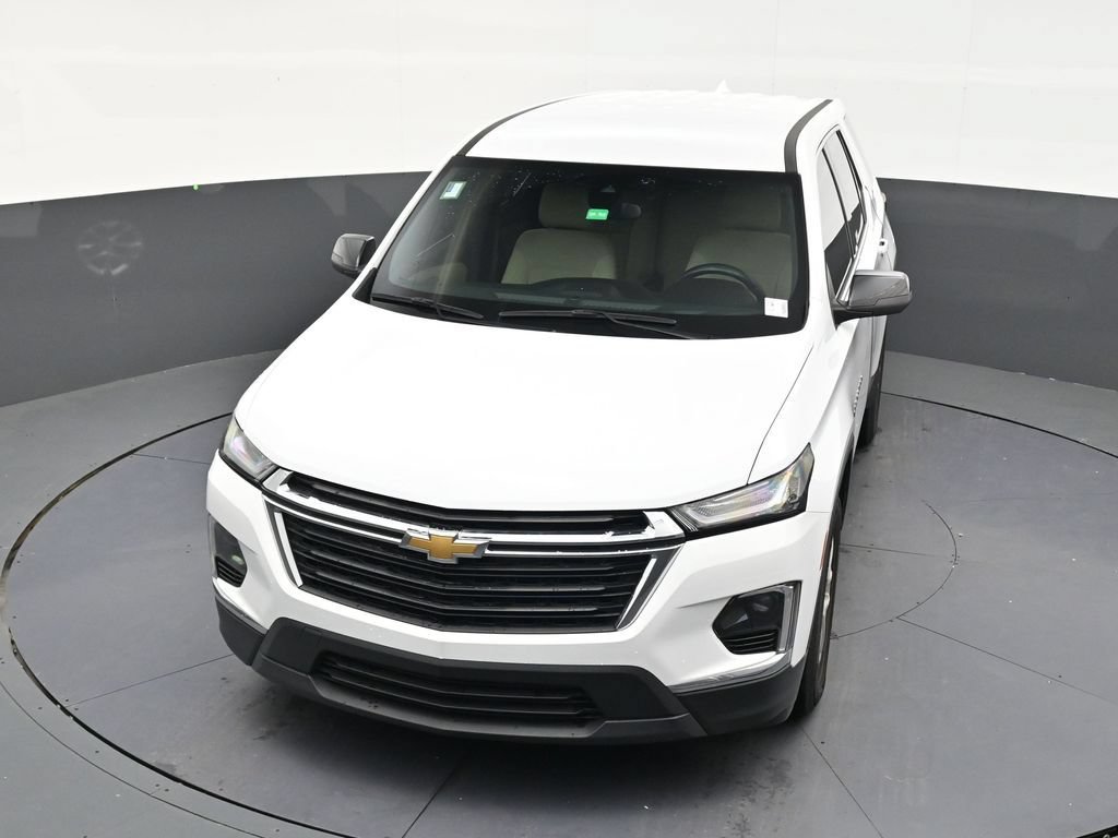 Used 2023 Chevrolet Traverse LS FWD image 18