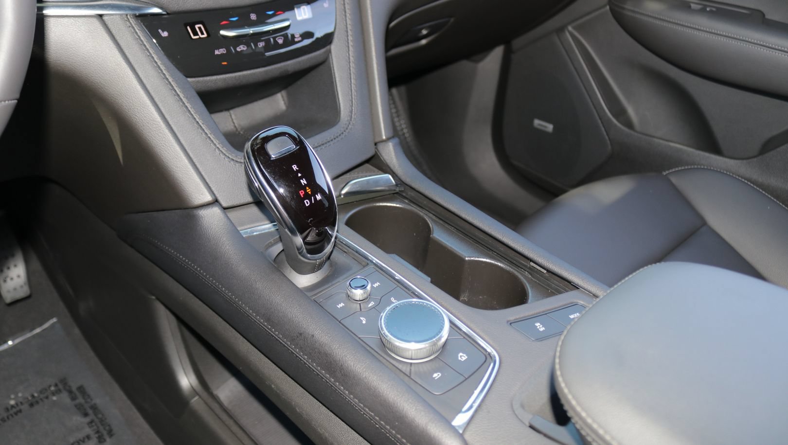 Used 2023 Cadillac XT6 Luxury FWD image 27