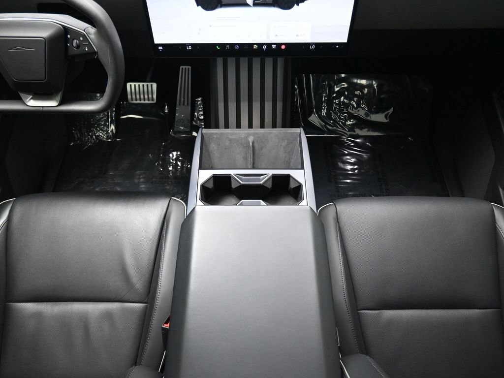 Used 2024 Tesla Cybertruck AWD Crew Cab image 26