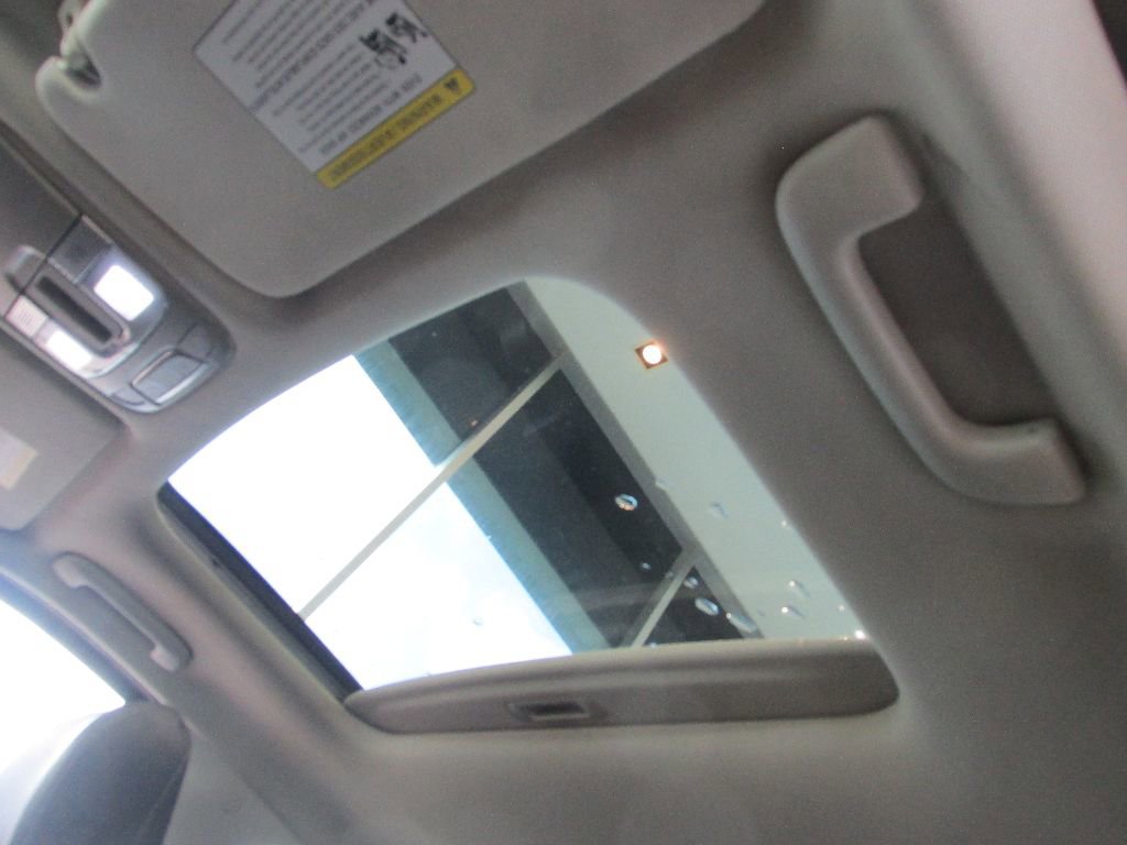 Used 2022 Kia Telluride EX w/ EX Premium Package image 28