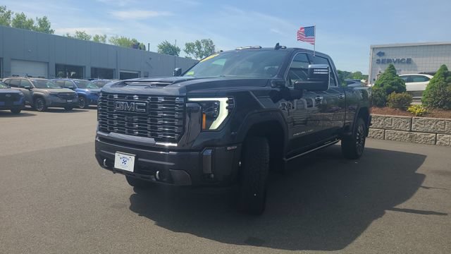 Used 2024 GMC Sierra 2500 Denali Ultimate w/ LPO, GMC Protection Package AWD/4WD image 3
