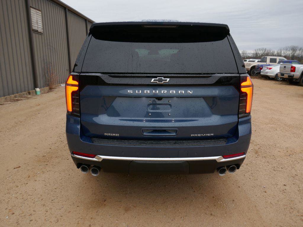 New 2026 Chevrolet Suburban Premier image 5