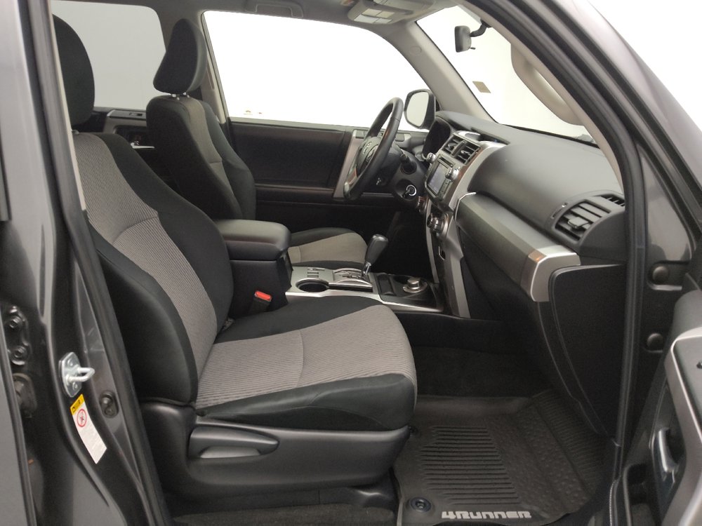 Used 2017 Toyota 4Runner SR5 image 21