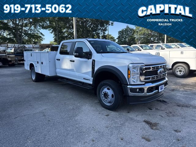 New 2026 Ford F550 4x4 Crew Cab image 2
