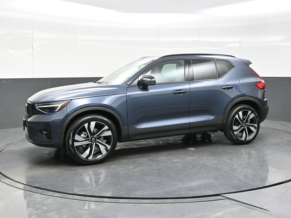 New 2026 Volvo XC40 B5 Ultra w/ Protection Package Premier AWD/4WD image 3
