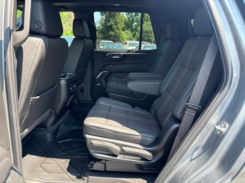Used 2026 Chevrolet Tahoe High Country w/ Sun And Tow Package AWD/4WD image 46