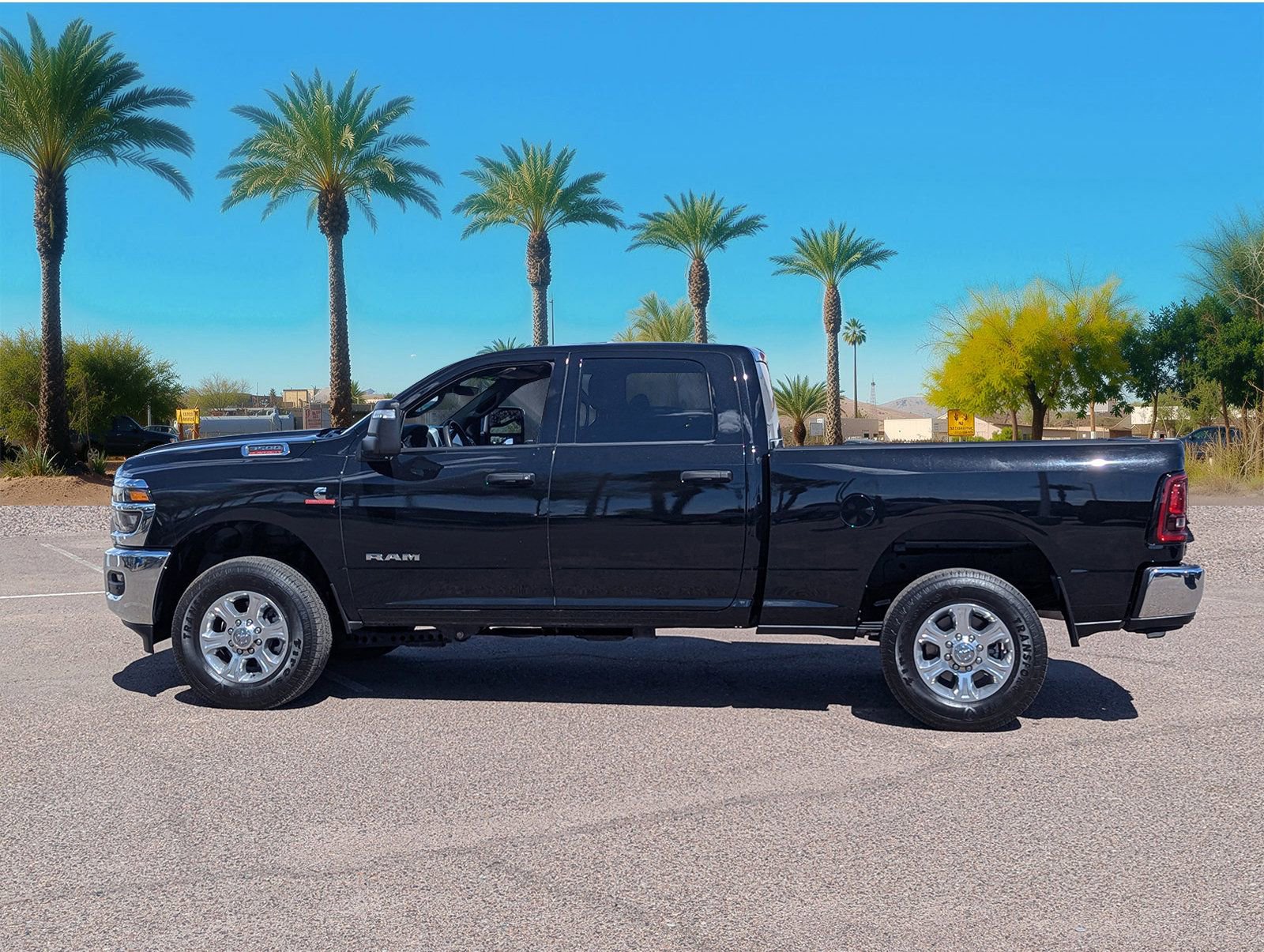 Used 2025 RAM 3500 Big Horn image 2