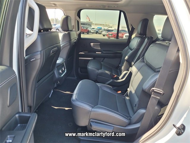 New 2025 Ford Expedition Platinum w/ Driver's Package image 6