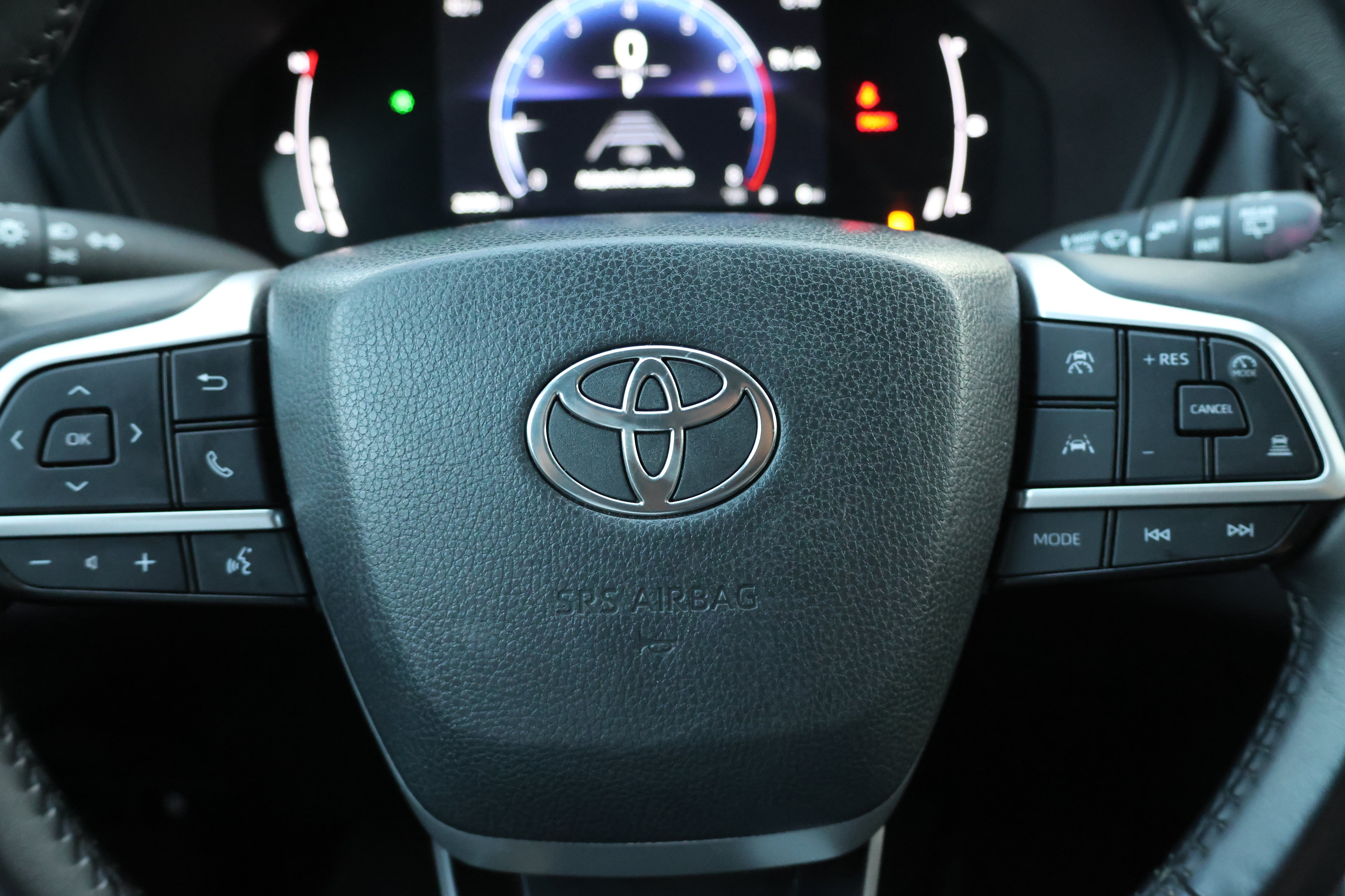 Certified 2024 Toyota Grand Highlander AWD image 31