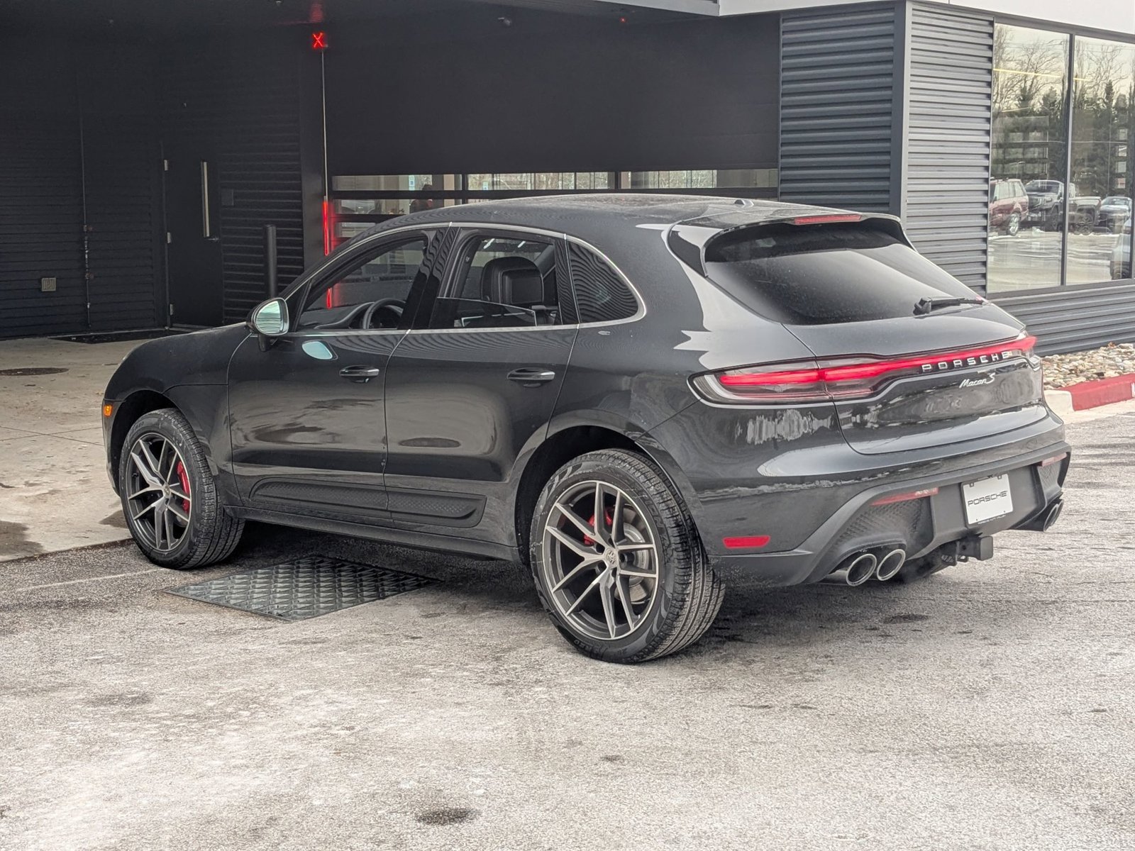 Certified 2026 Porsche Macan S AWD/4WD image 3