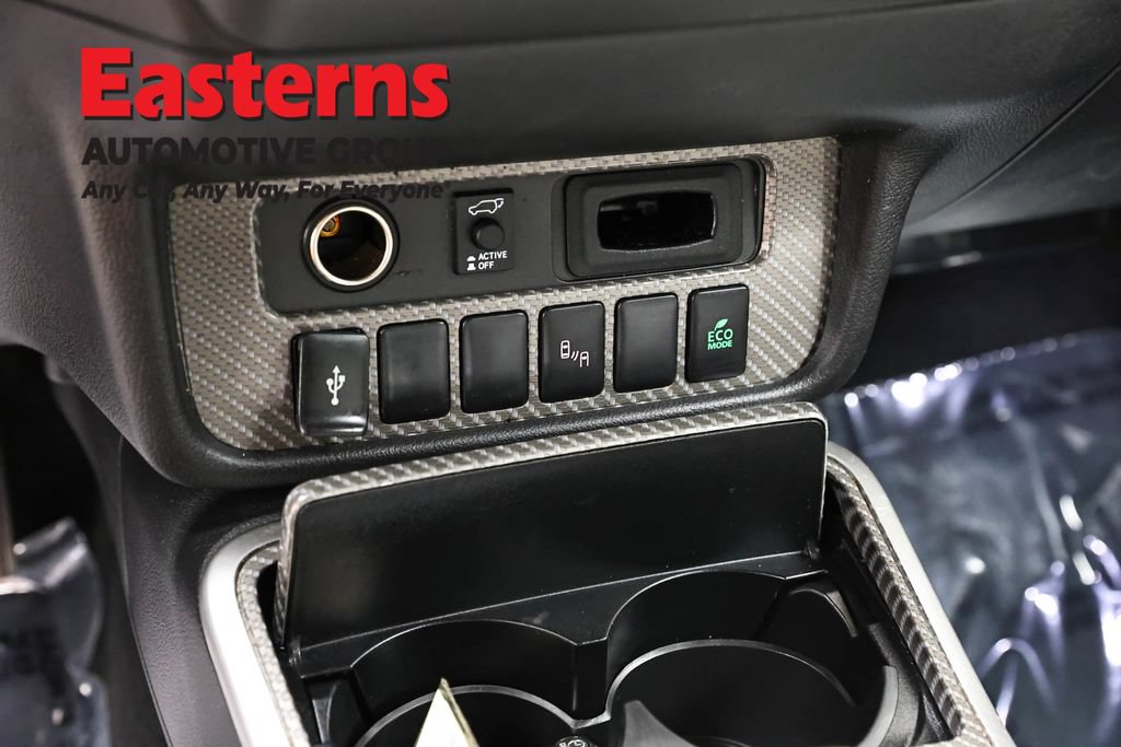 Used 2020 Mitsubishi Outlander SEL AWD/4WD image 19