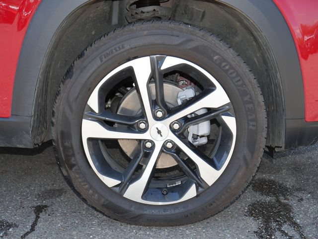 Used 2026 Chevrolet Trax RS FWD image 12