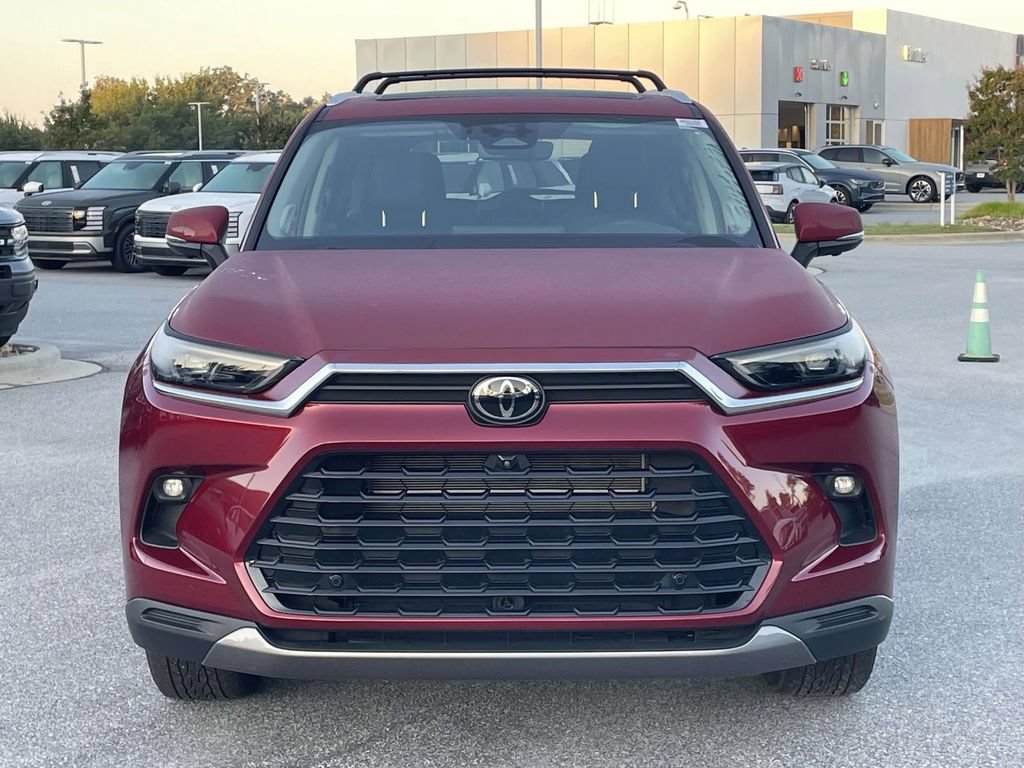 Used 2025 Toyota Grand Highlander AWD Hybrid image 23