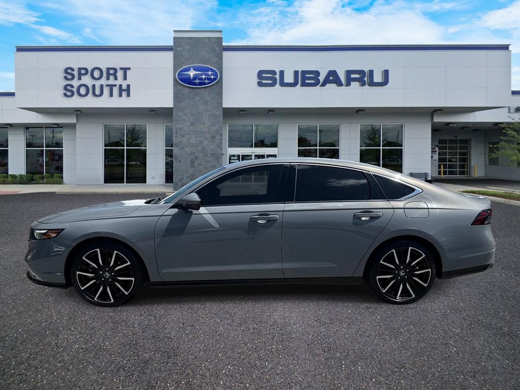 Used 2024 Honda Accord Touring image 7