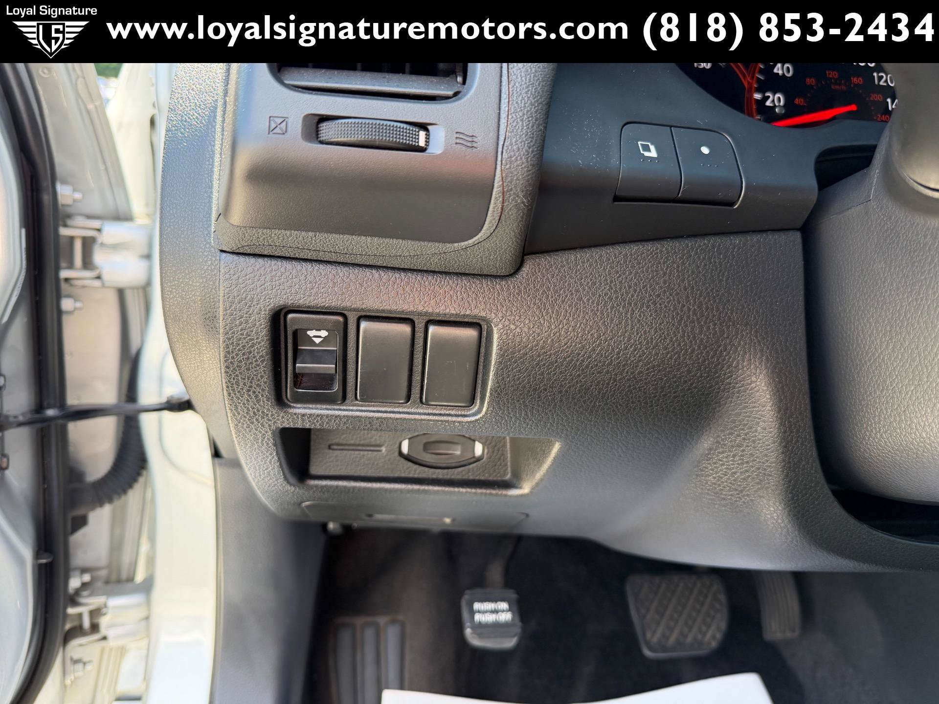 Used 2008 Nissan Altima Hybrid Sedan w/ Technology Pkg FWD image 21