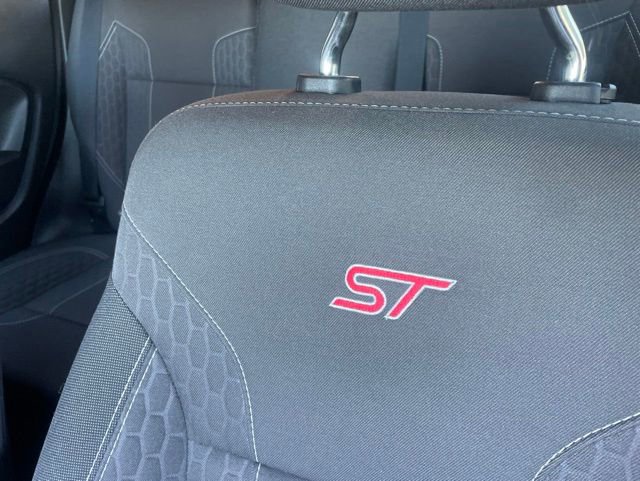 Used 2018 Ford Fiesta ST FWD image 19
