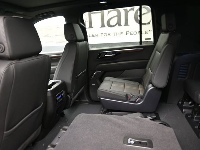 New 2026 Chevrolet Suburban High Country image 10