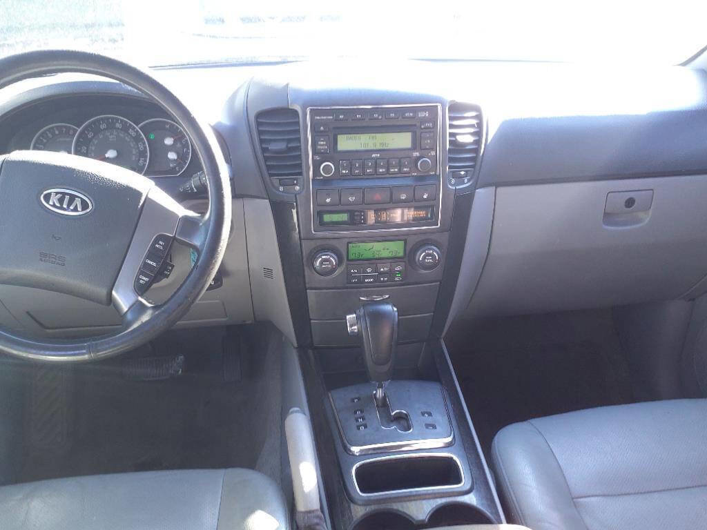 Used 2007 Kia Sorento EX w/ Luxury Pkg image 8