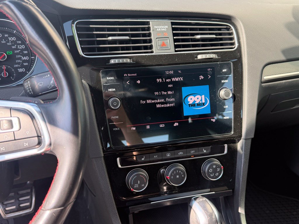 Used 2018 Volkswagen GTI SE w/ SE Leather Package FWD image 9