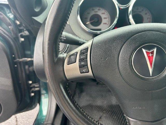 Used 2008 Pontiac Solstice w/ Premium Package image 14