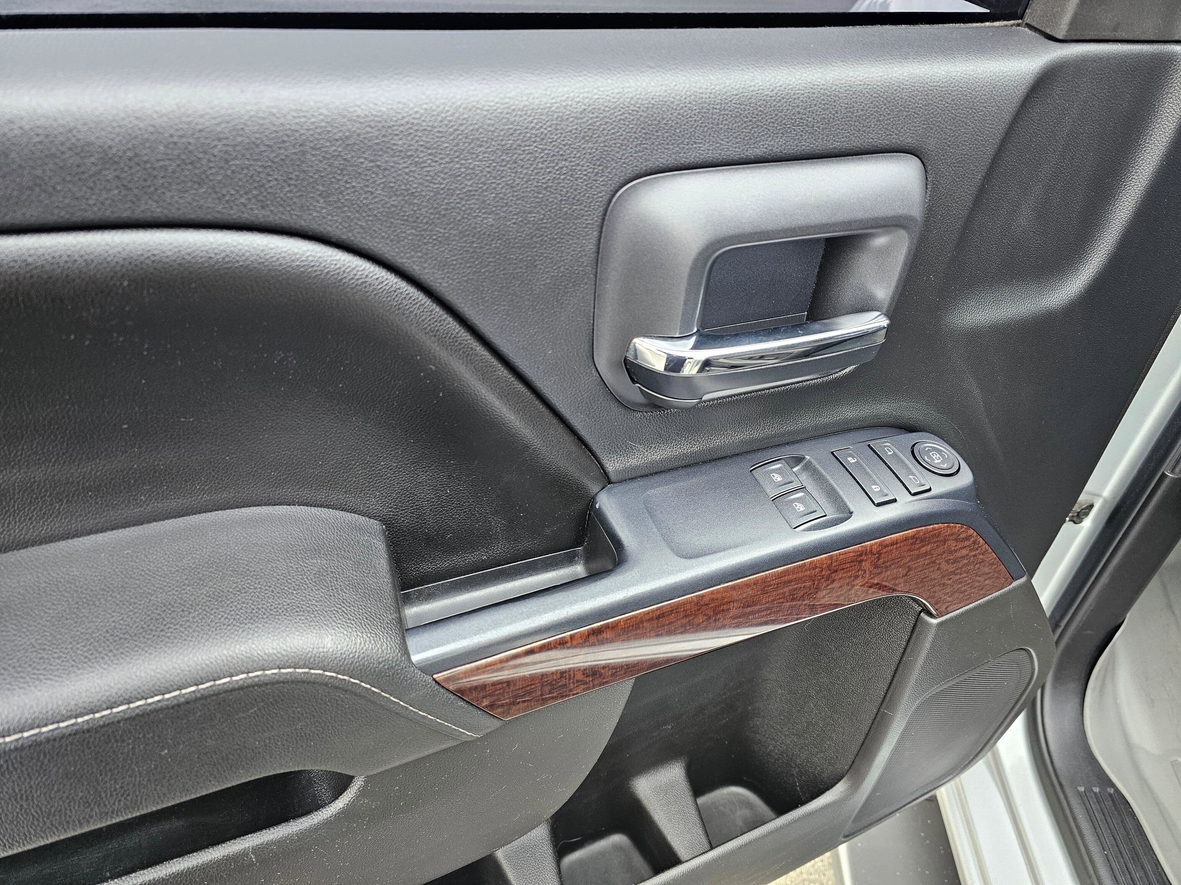 Used 2016 GMC Sierra 1500 SLE w/ SLE Fleet Preferred Package image 16