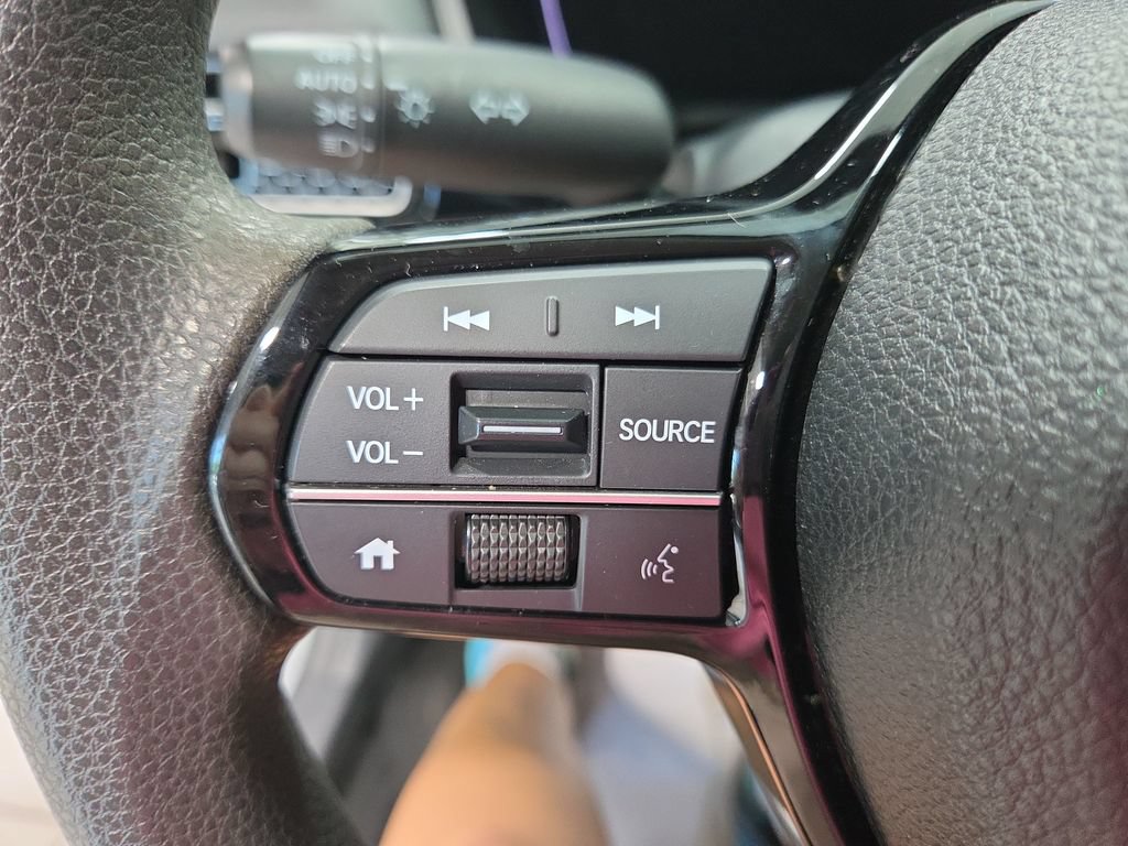 Used 2025 Honda Civic LX image 30