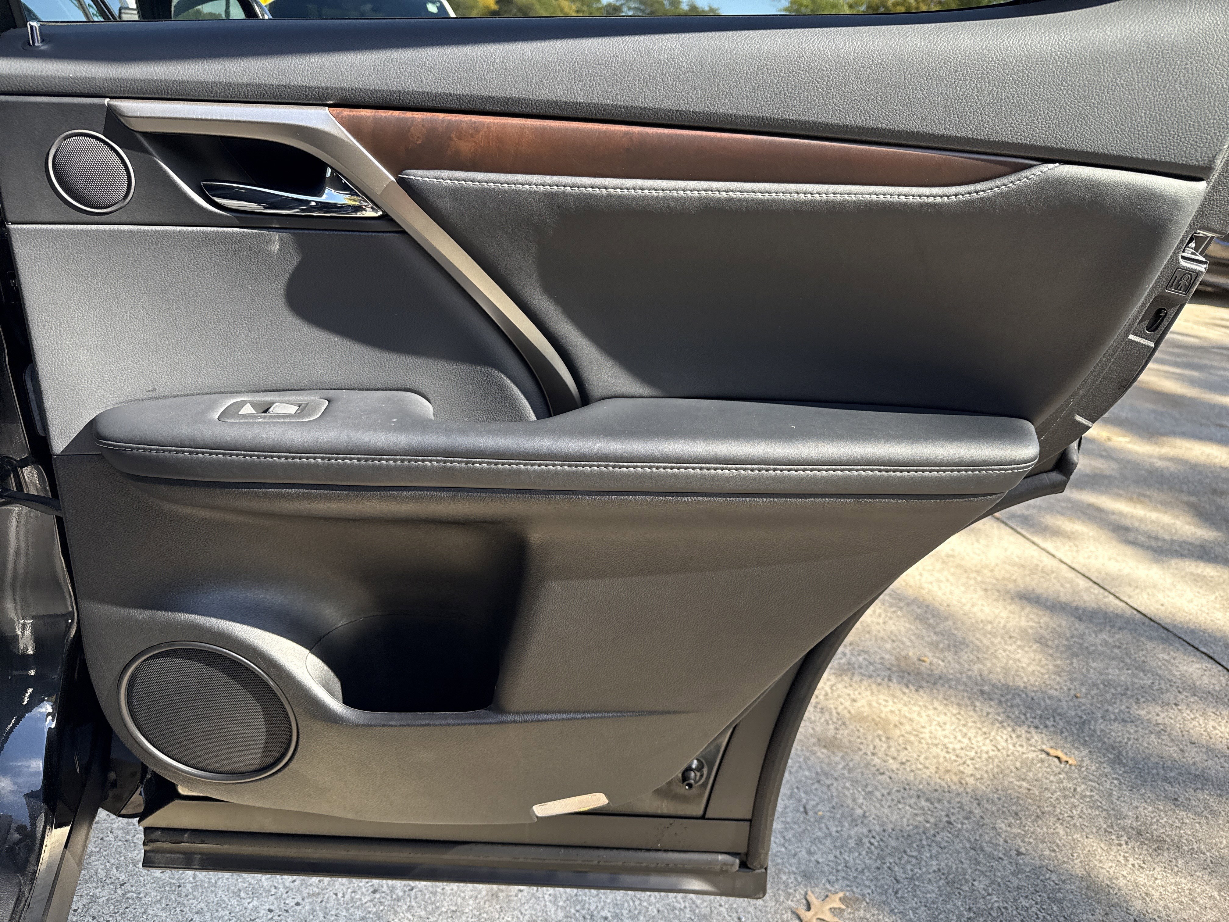 Used 2022 Lexus RX 350 FWD w/ Premium Package image 16