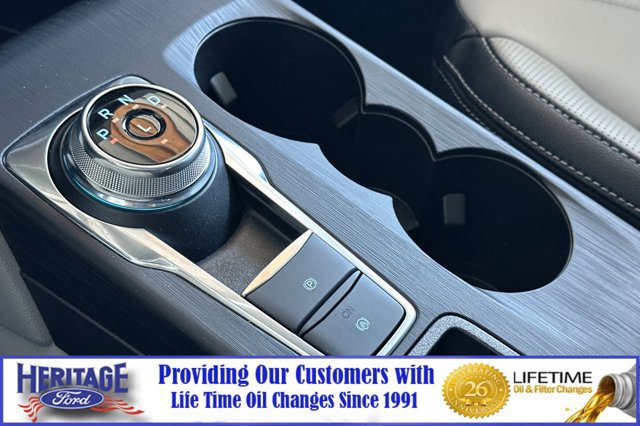 New 2025 Ford Escape SE w/ PHEV Premium Package image 19