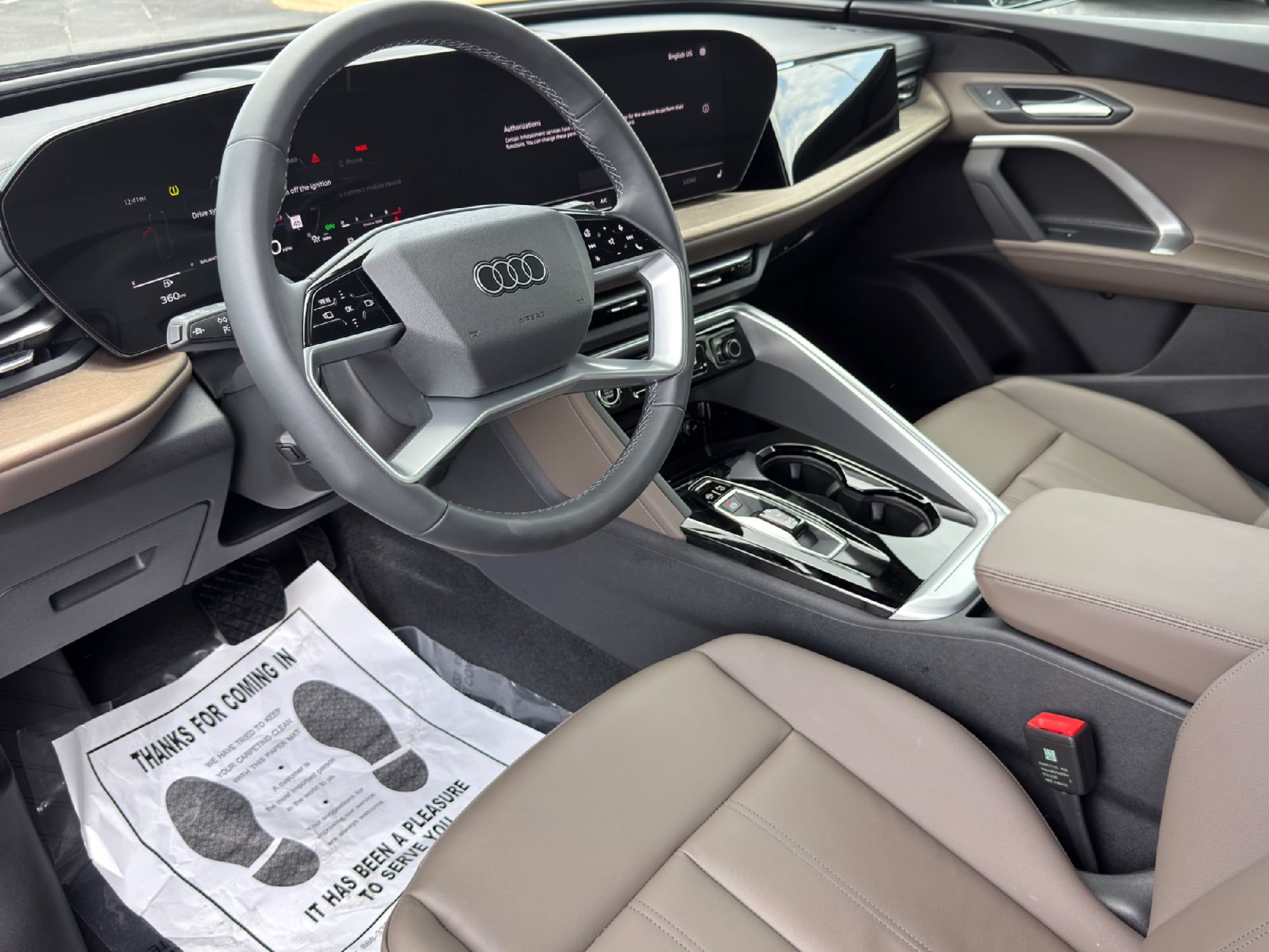 Certified 2025 Audi Q5 Premium w/ Convenience Package AWD/4WD image 10