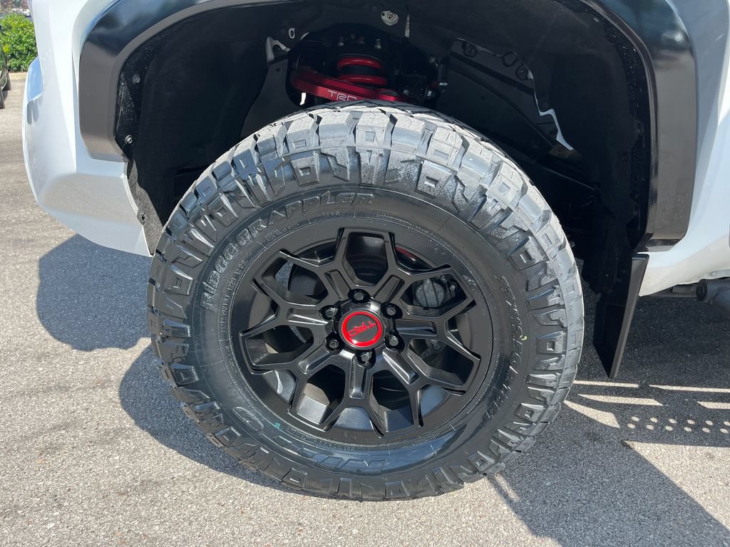 Used 2024 Toyota Tacoma TRD Pro AWD/4WD image 31
