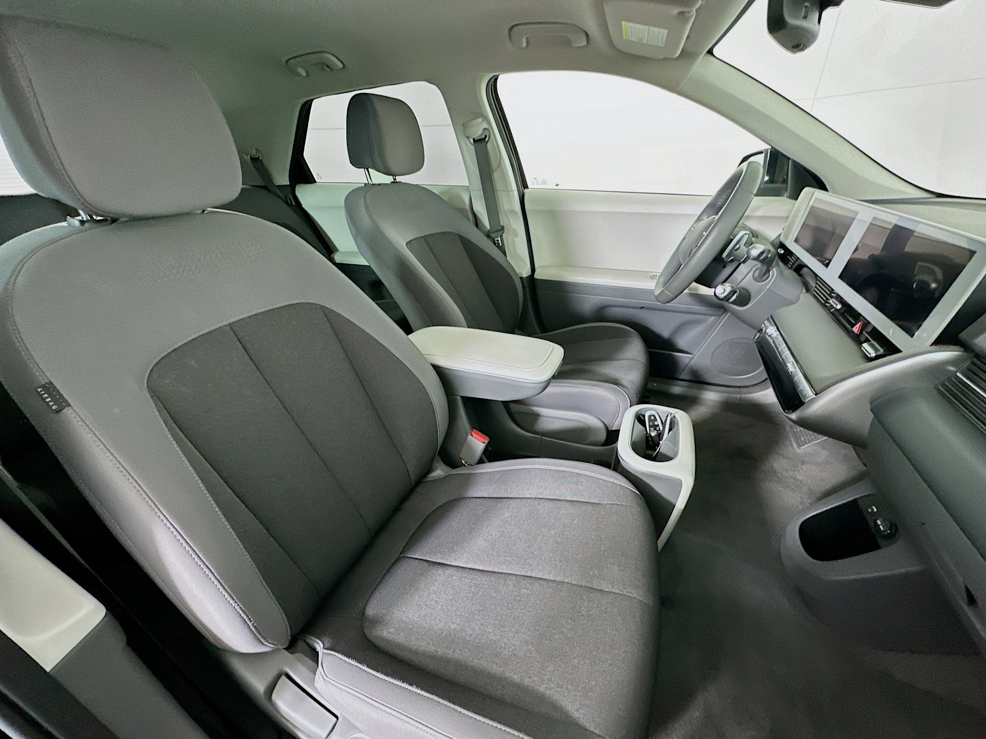 Used 2024 Hyundai Ioniq 5 SEL image 30