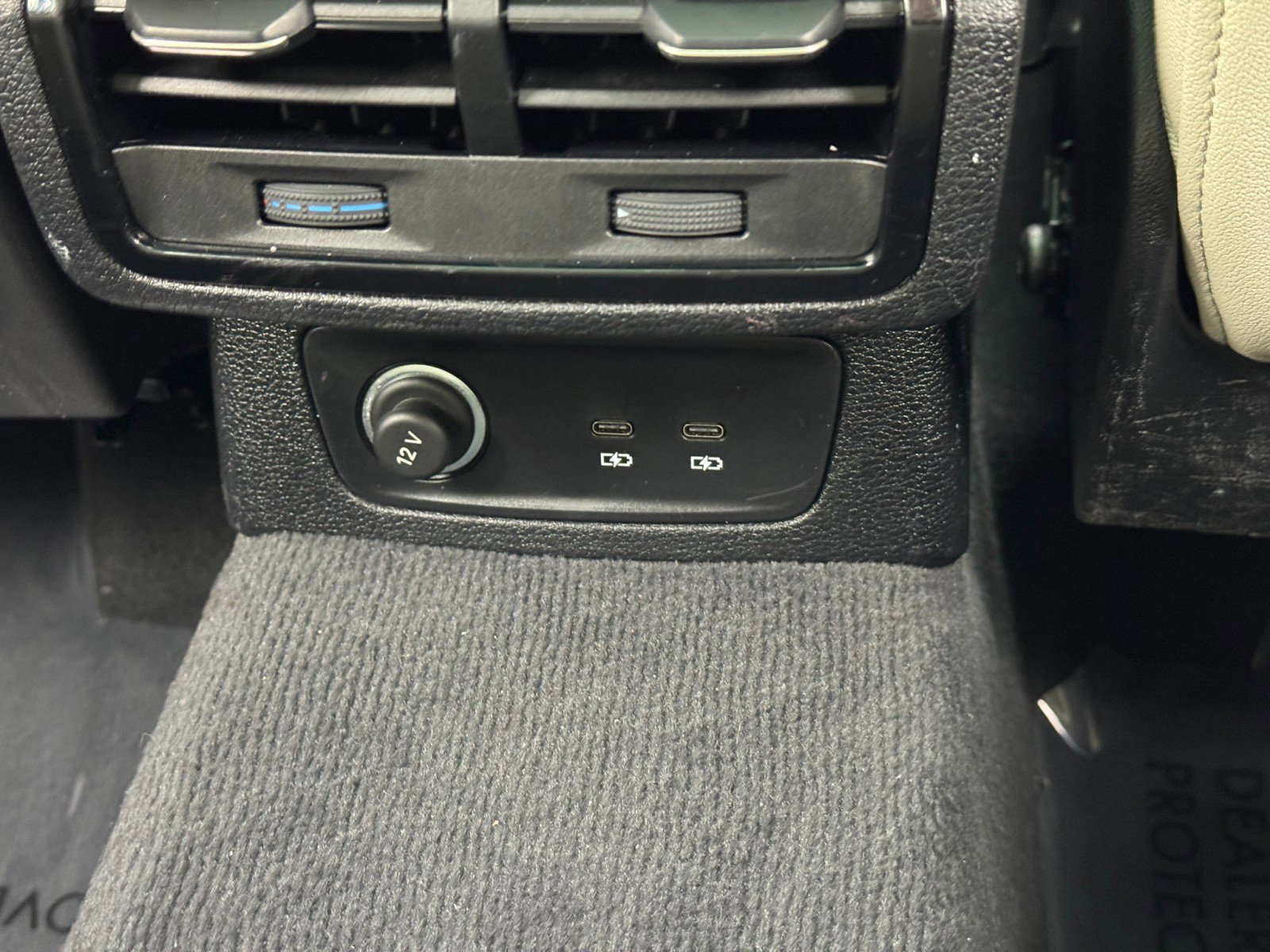 Used 2023 Audi Q3 2.0T Premium Plus image 34