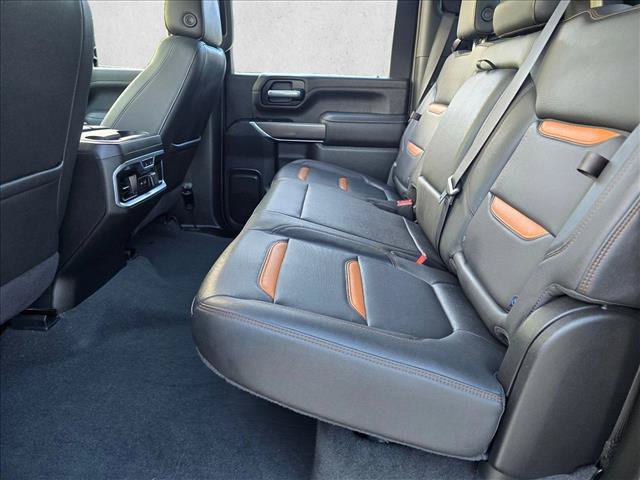 Used 2021 GMC Sierra 2500 AT4 w/ AT4 Premium Plus Package AWD/4WD image 17