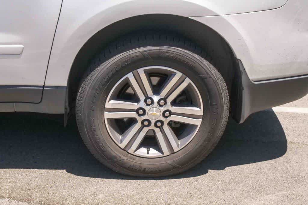 Used 2017 Chevrolet Traverse LT FWD image 6