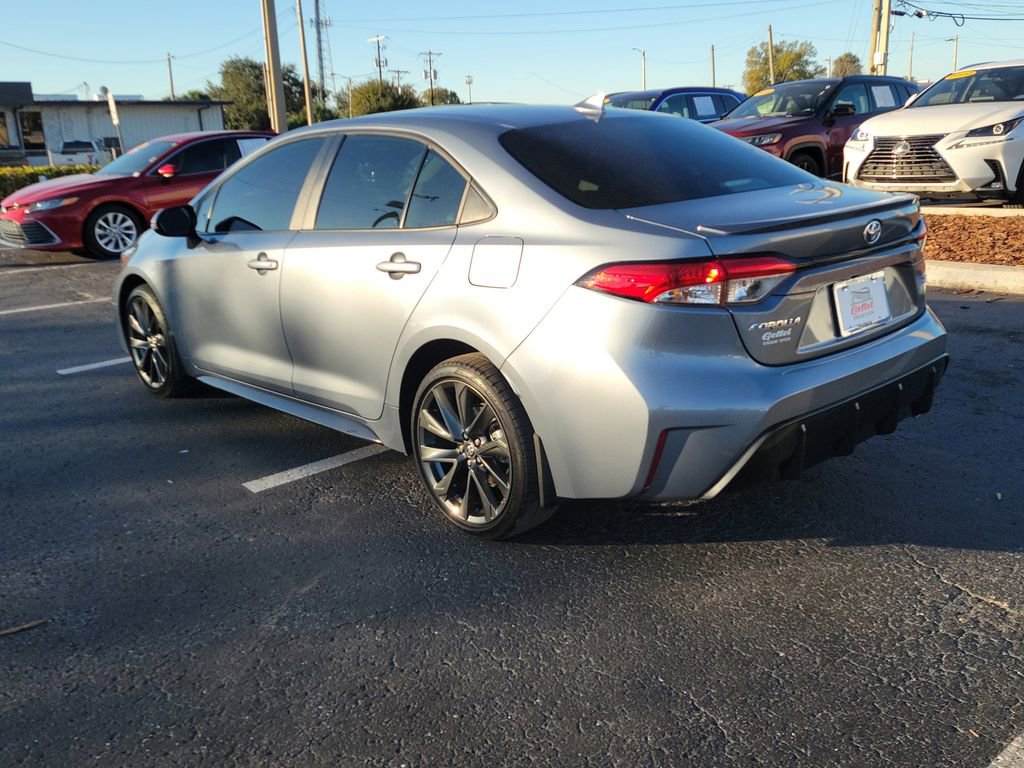 Used 2025 Toyota Corolla SE image 4