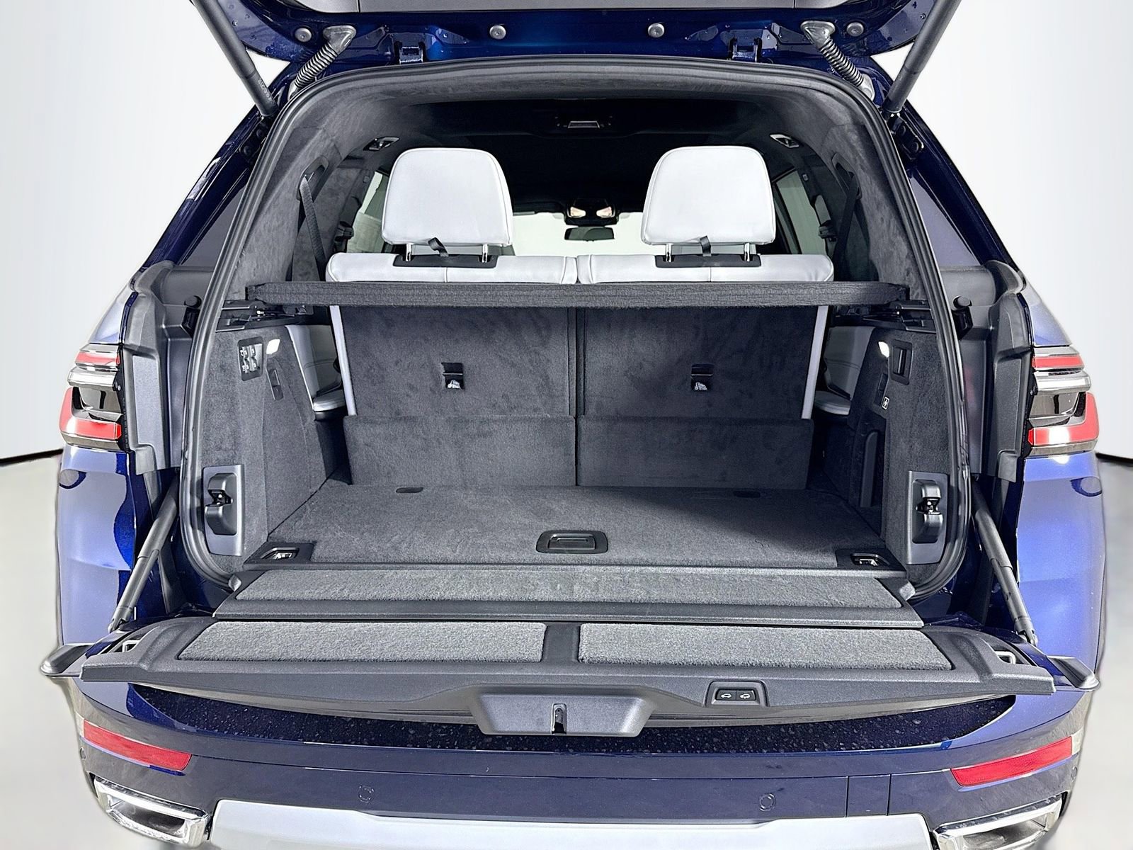 New 2026 BMW X7 xDrive40i image 28