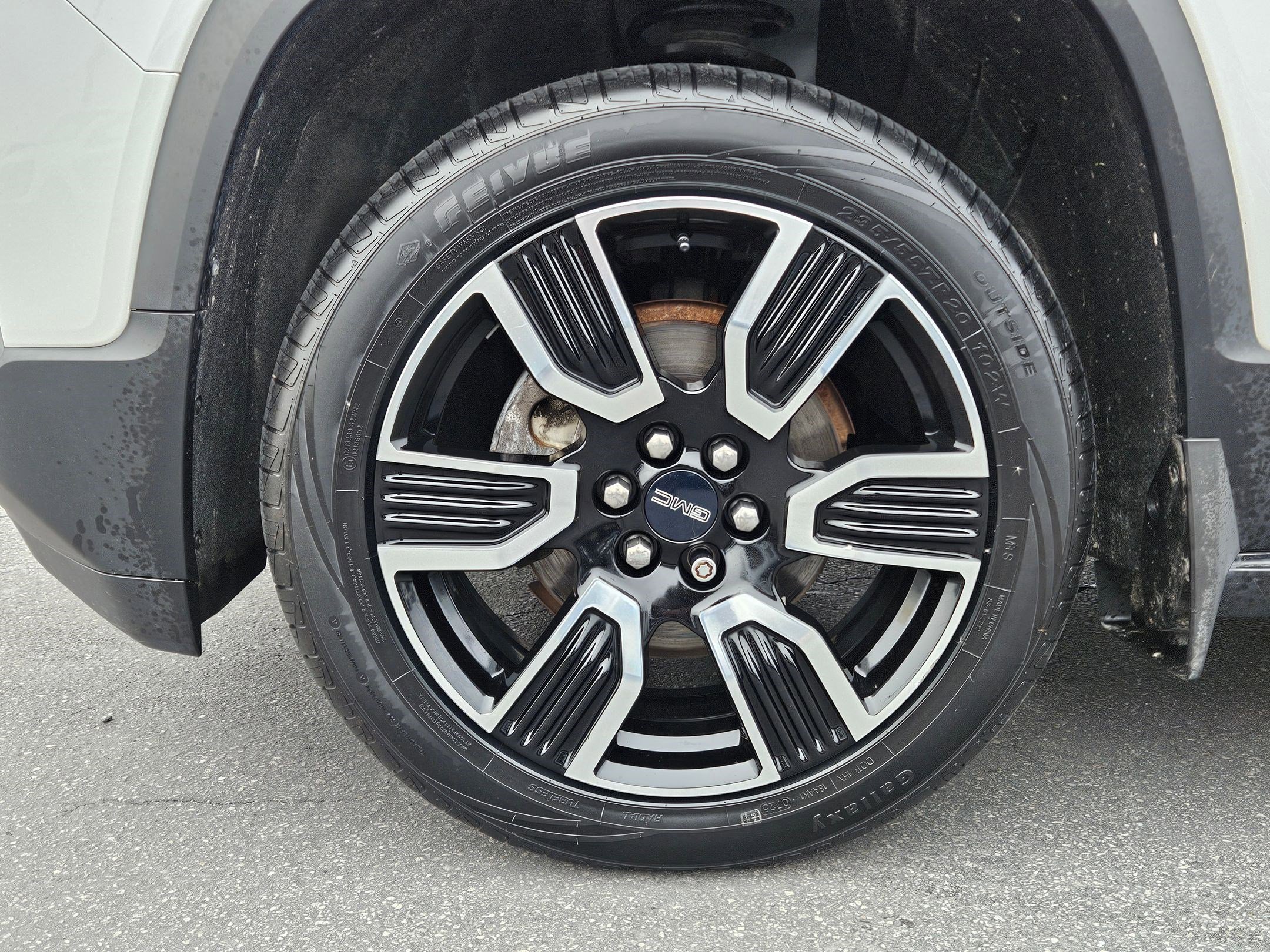 Used 2019 GMC Acadia SLT image 13