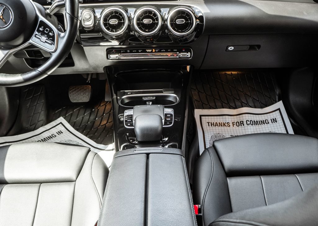 Used 2020 Mercedes-Benz A 220 4MATIC image 11