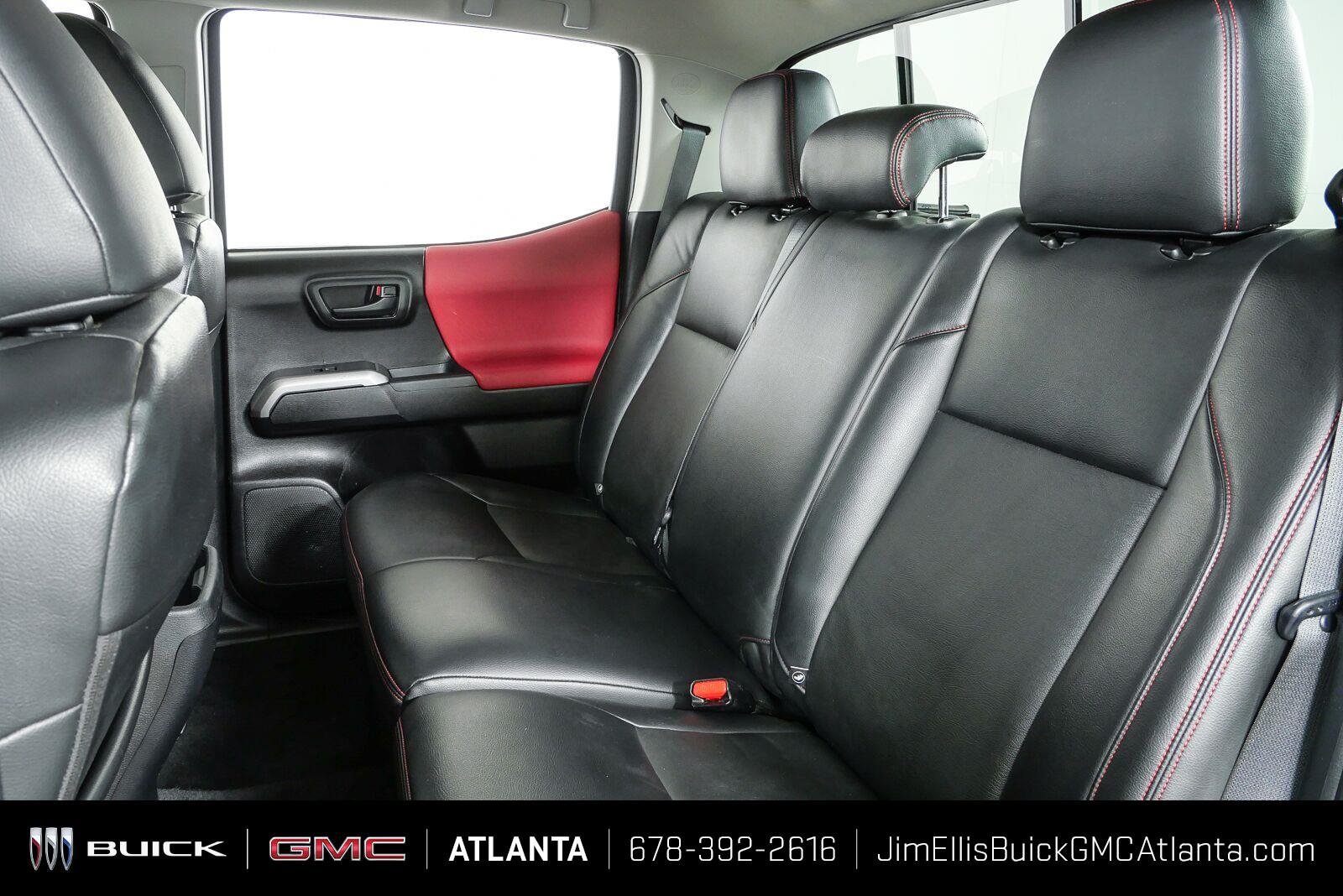Used 2022 Toyota Tacoma SR5 w/ Technology Package RWD image 18