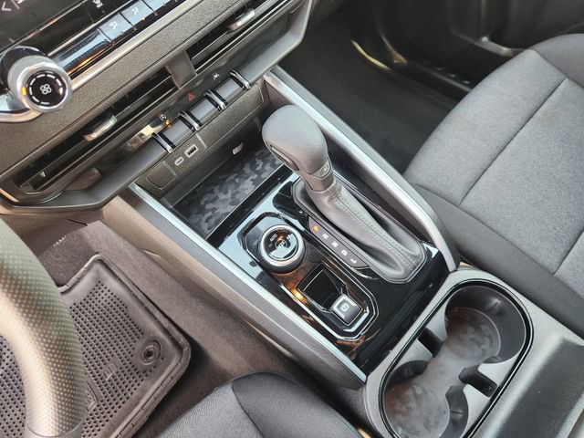 Used 2024 Chevrolet Colorado Trail Boss w/ Advanced Trailering Package AWD/4WD image 19