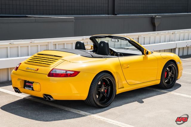 Used 2006 Porsche 911 Carrera S RWD image 43