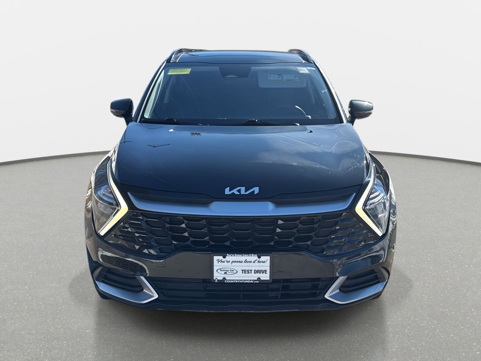 Used 2023 Kia Sportage EX w/ EX Premium Package image 2