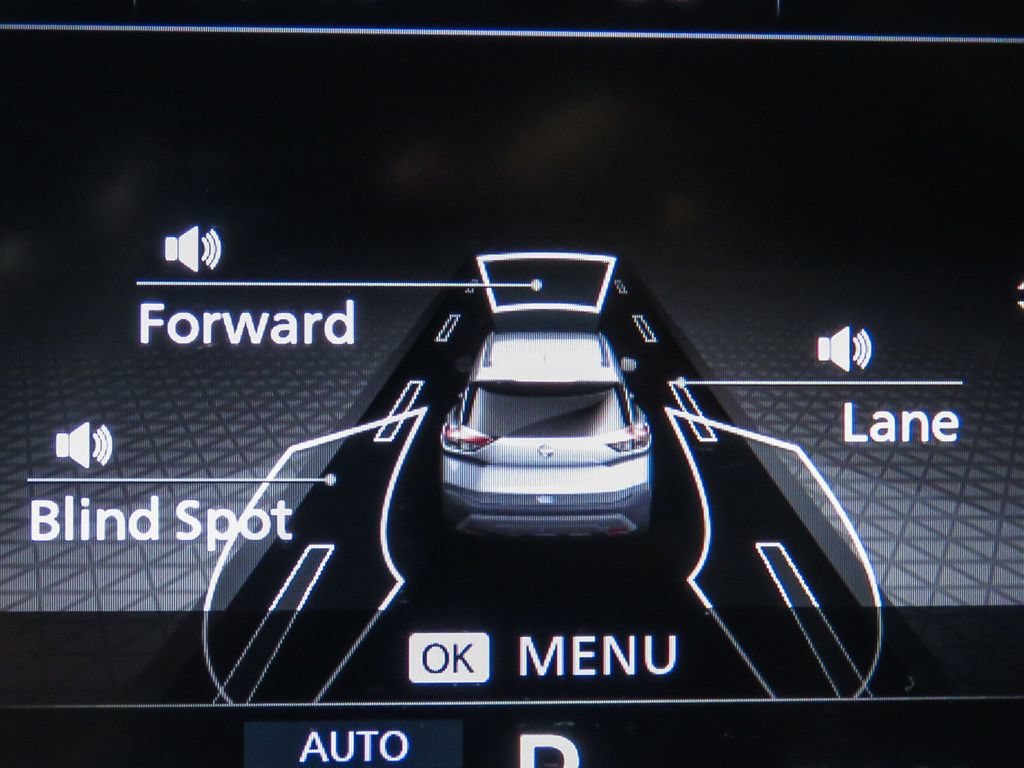 Certified 2023 Nissan Rogue SV FWD image 23