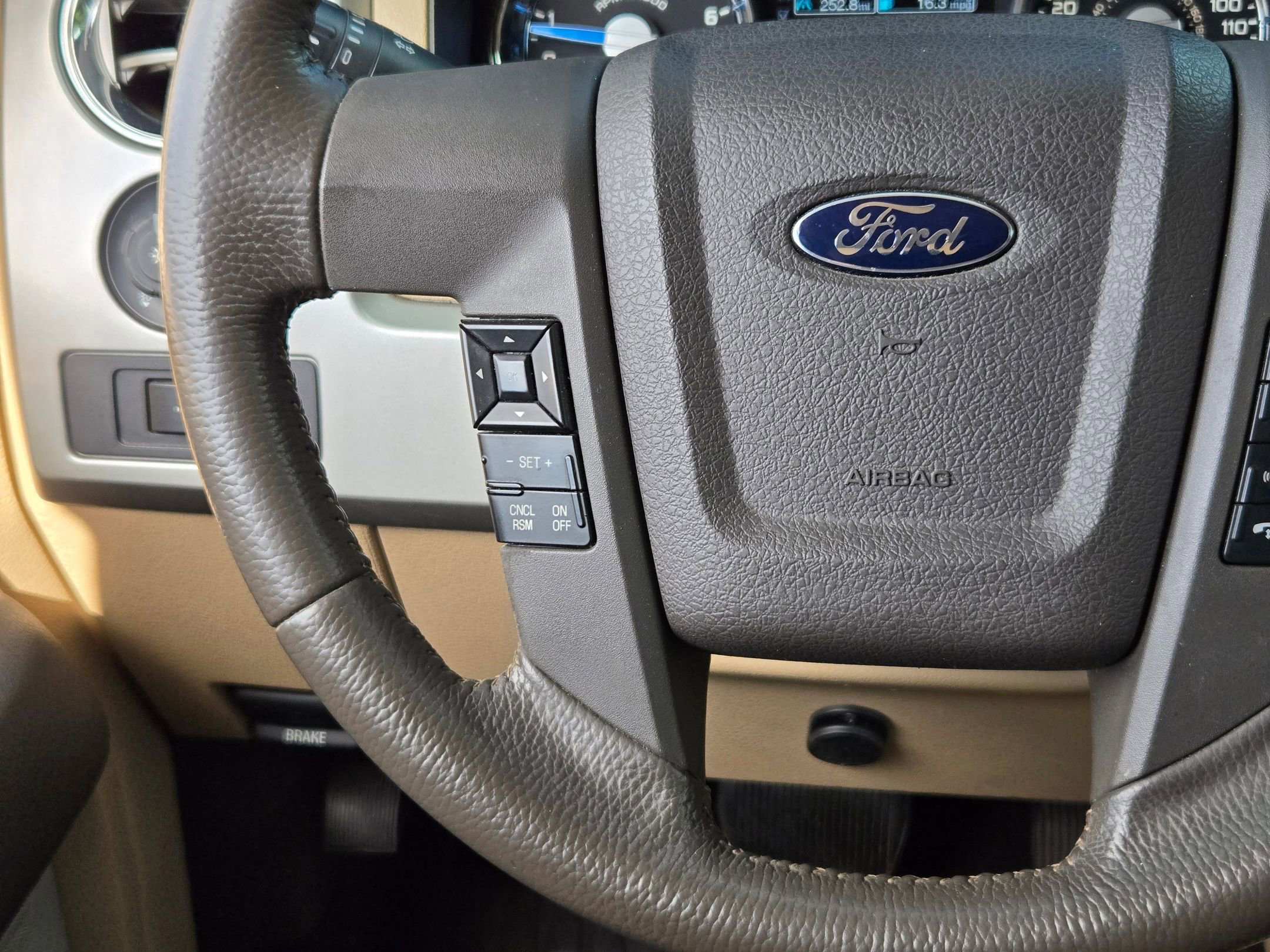 Used 2014 Ford F150 Lariat w/ Equipment Group 501A Mid RWD image 20