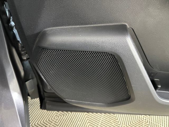 Used 2022 Toyota Highlander XLE image 28