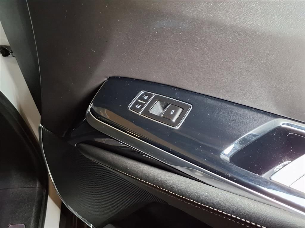 Certified 2025 Cadillac Escalade Sport Platinum image 23