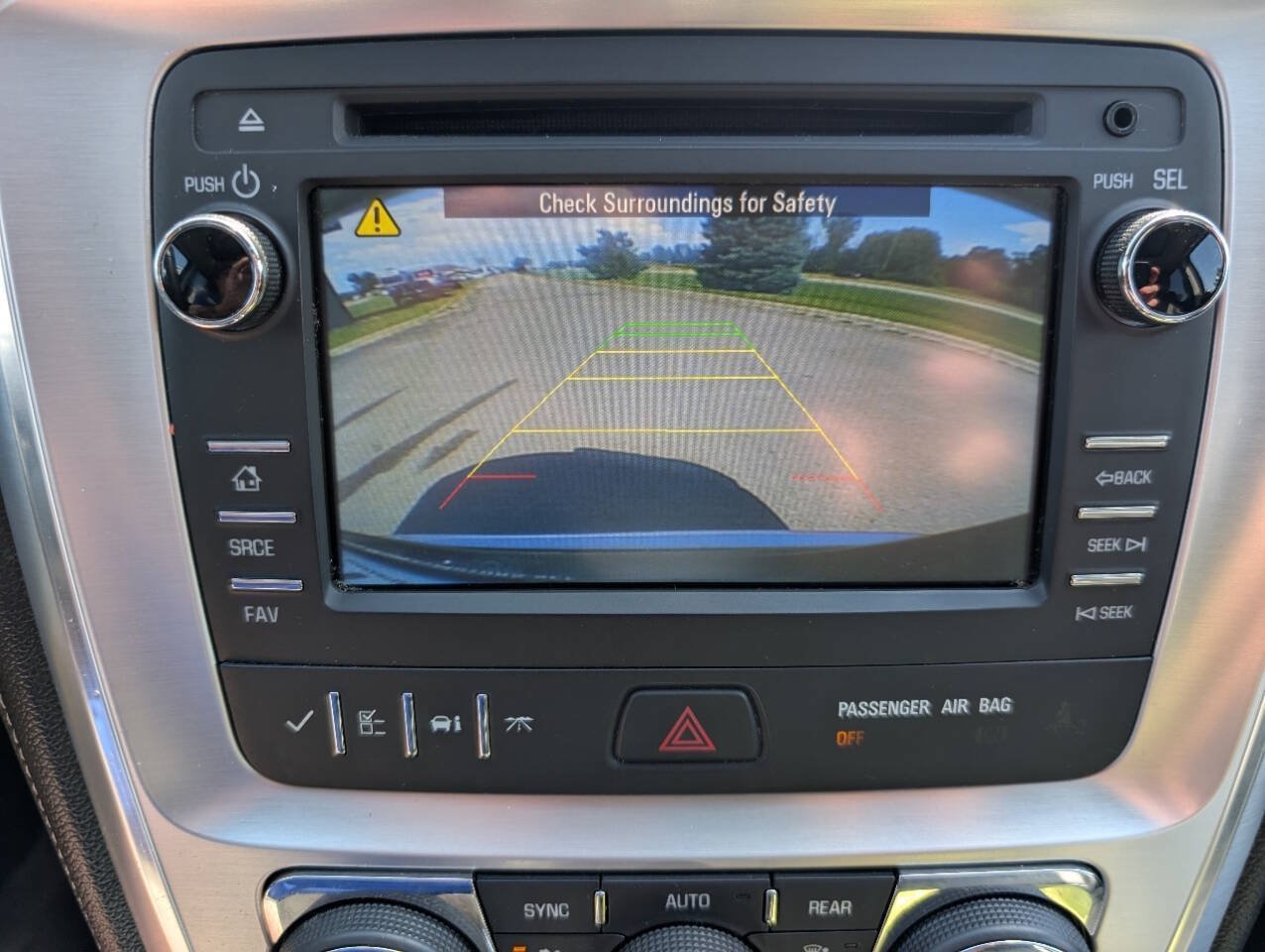 Used 2015 GMC Acadia SLT AWD/4WD image 19